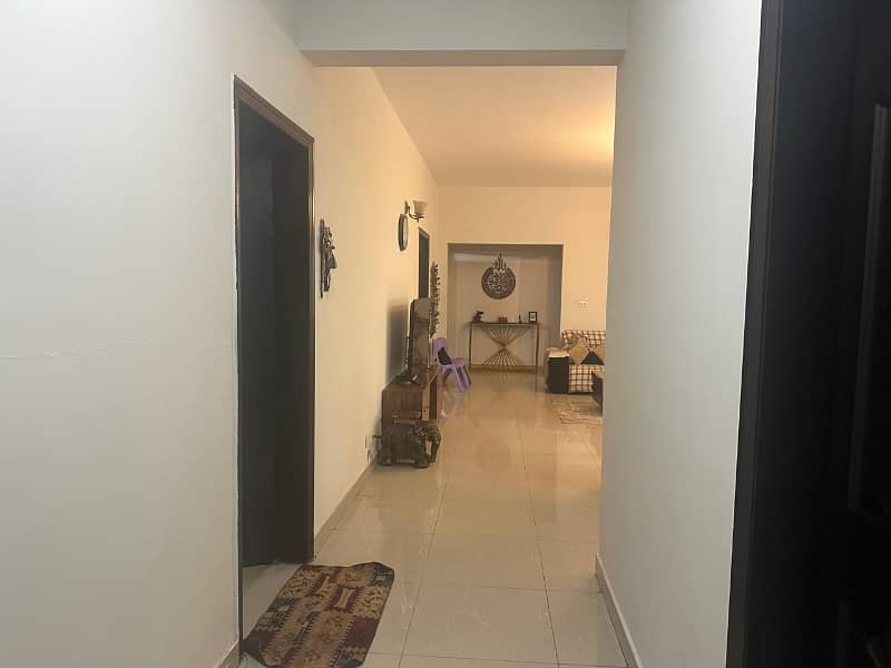 10 Marla 3 Bedroom Flat For Sale At Investor Price 8