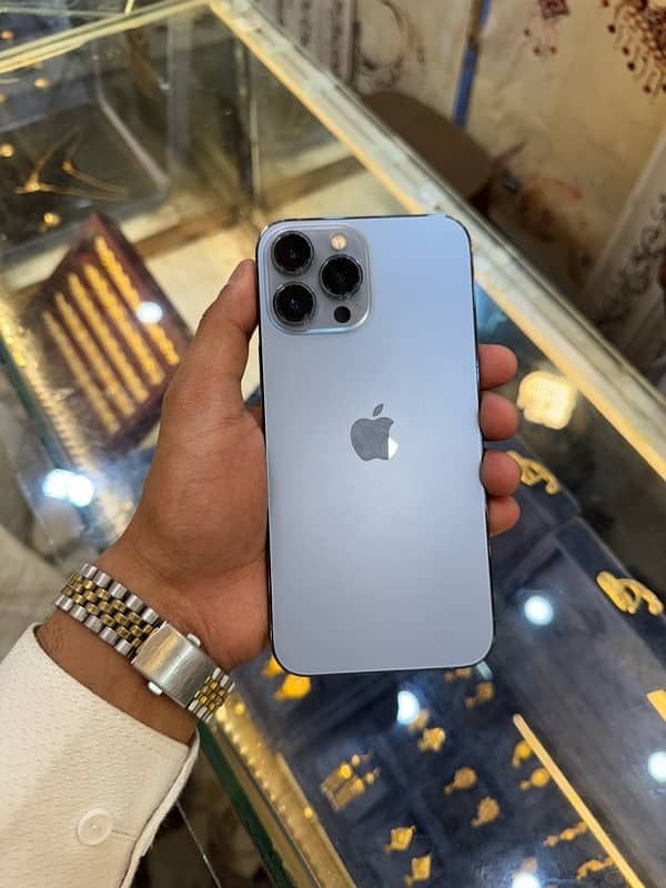 iphone 13 pro max JV 1