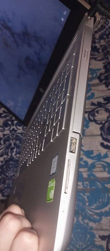 Hp Pavilion core i5 7 generation 3
