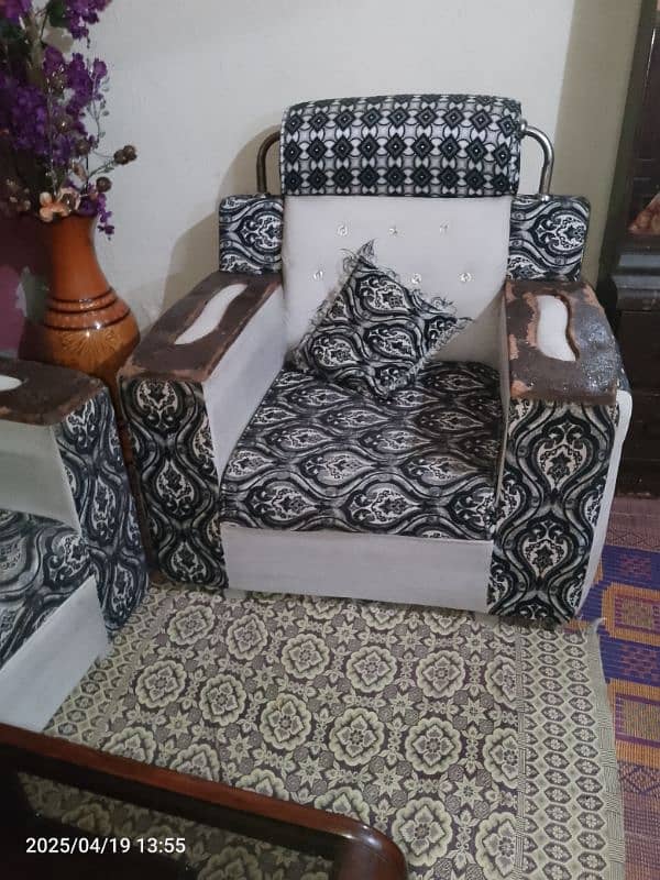 l 5 seater sofa set in just 19000 1