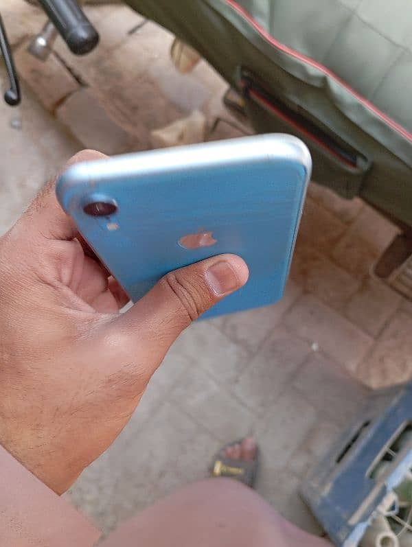 iPhone XR 2