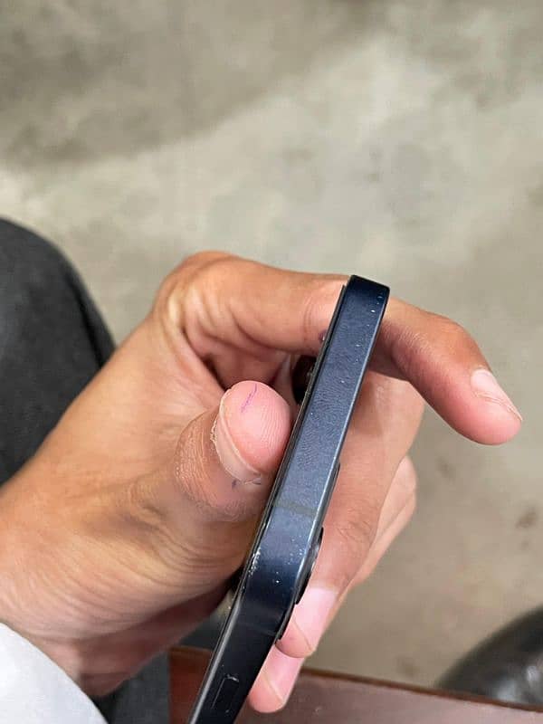 iphone 12 mini 5