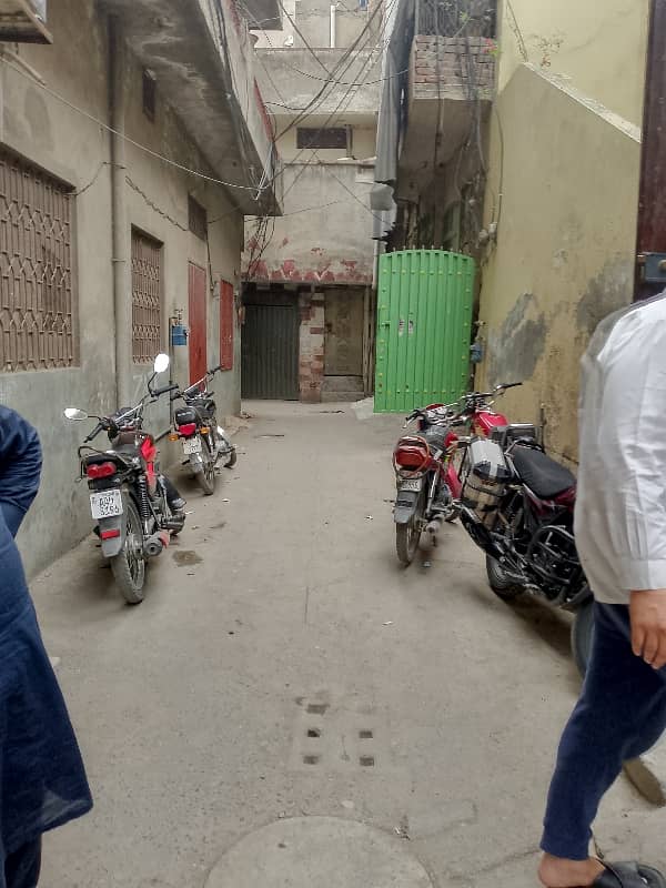 10marla Double Story In Al Hamed Colony Opp Neelam Block Iqbal Town Lahore 27