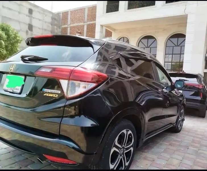 Honda Vezel 2016 Import & Reg 2017 Z Sensing Top Line 8