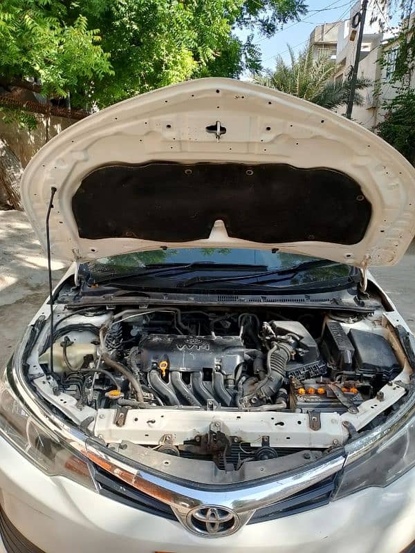 Toyota Corolla Gli 2017 end Original facelift Cont : 0335-9472609 8