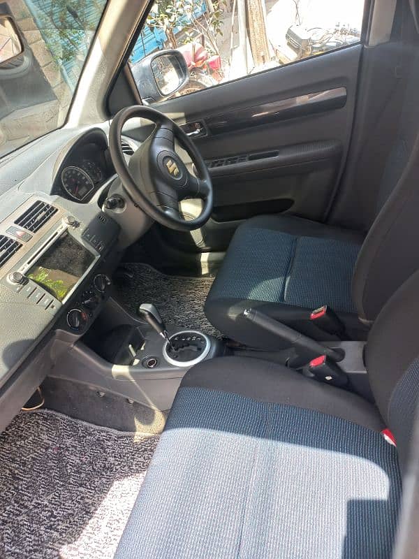 Suzuki Swift 2018 November automatic 4