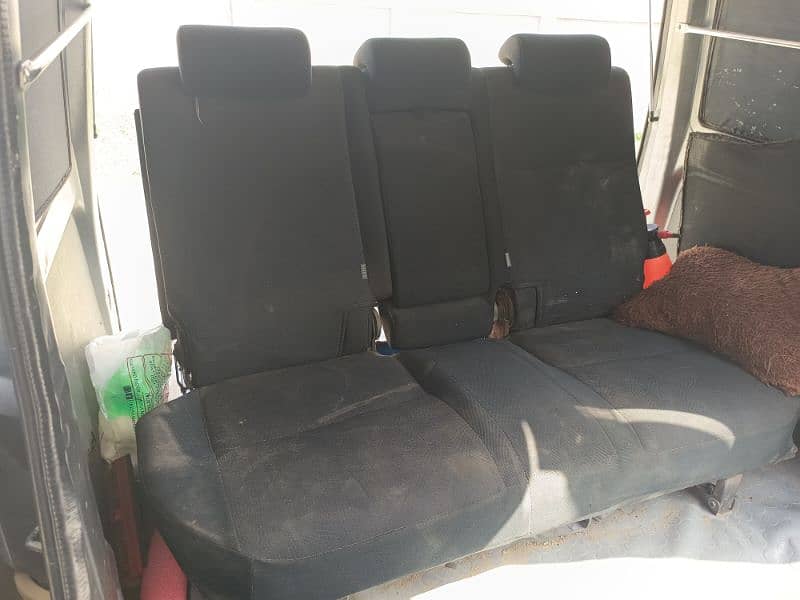 Toyota Seats aqua and fielder. 4