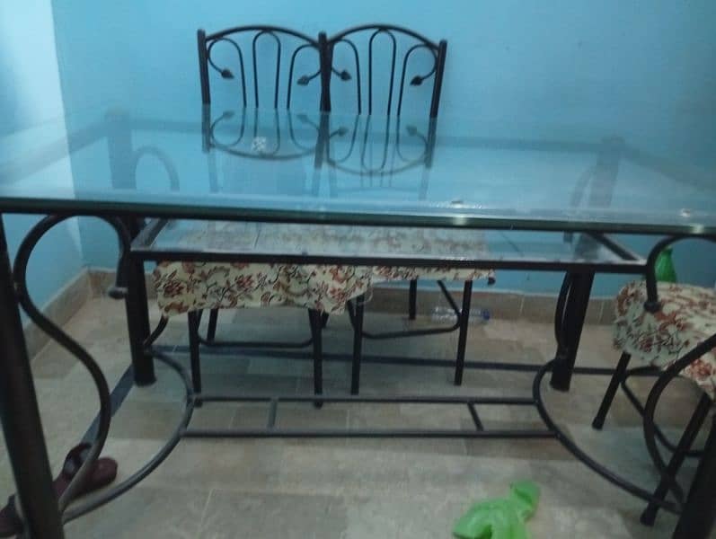 Iron Rod dining table 1