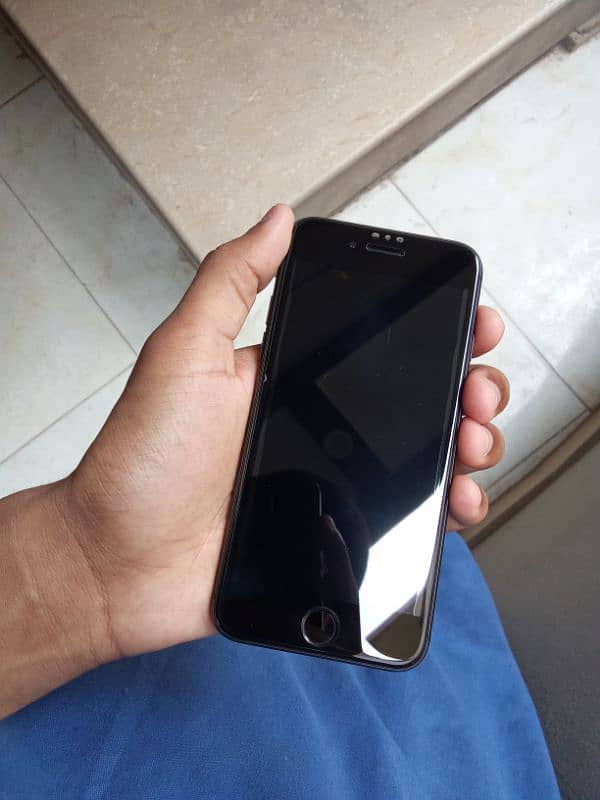 Iphone 8 Condition like new 0