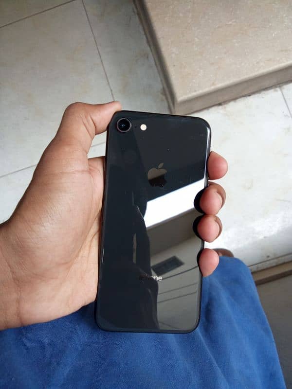 Iphone 8 Condition like new 2