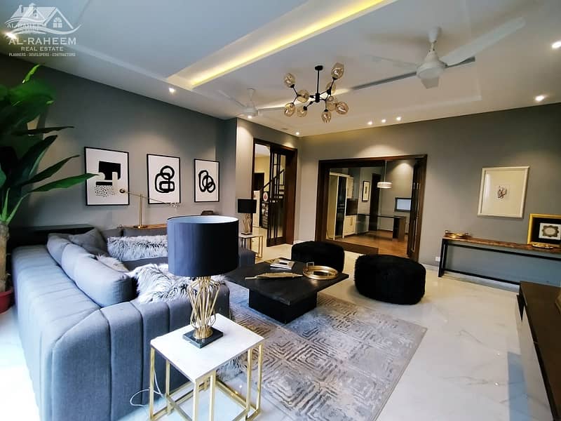 1 Kanal Slightly Used Unique Modern Design House For Sale At Prime Location Near To Jalal sons In DHA Phase 5 Lahore 10