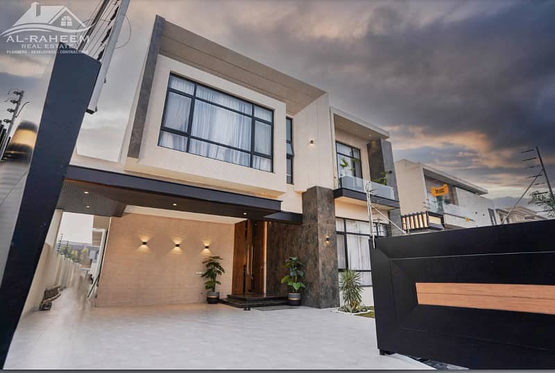 1 Kanal Slightly Used Unique Modern Design House For Sale At Prime Location Facing Park In DHA Phase 5 Lahore 2