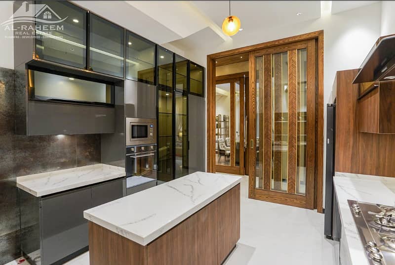 1 Kanal Slightly Used Unique Modern Design House For Sale At Prime Location Facing Park In DHA Phase 5 Lahore 15