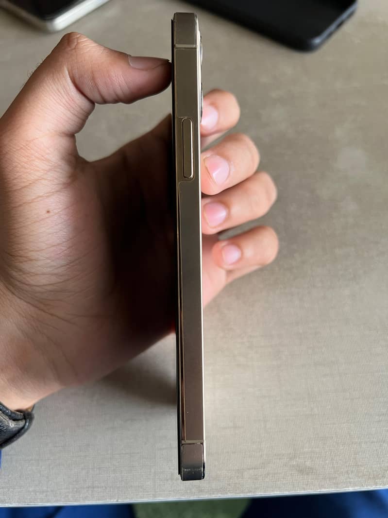 Iphone 12 pro pta approved with box 4