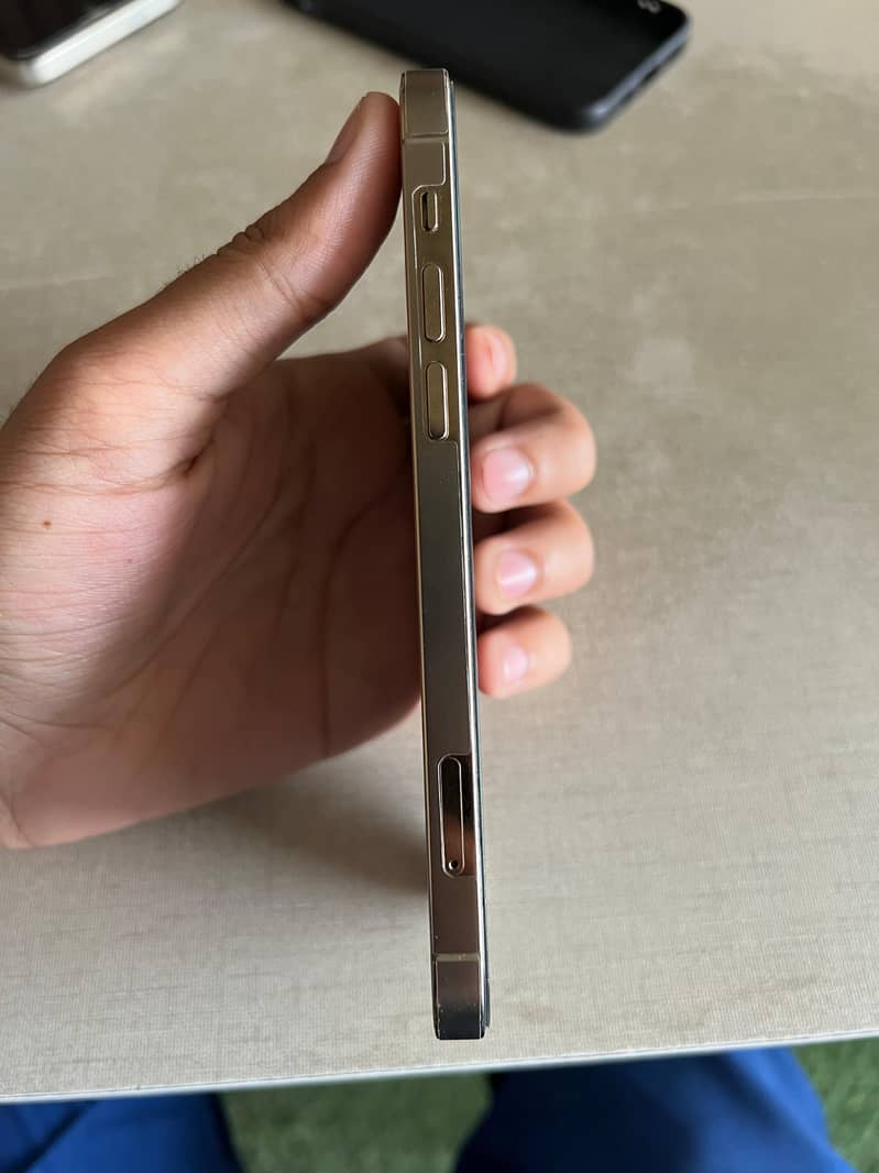 Iphone 12 pro pta approved with box 5