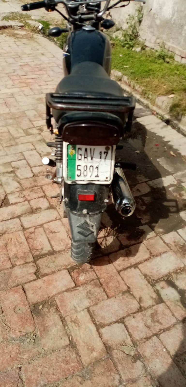 Suzuki GS-150 | Model 2017 | Suzuki in Bikes | Total Geniune 3