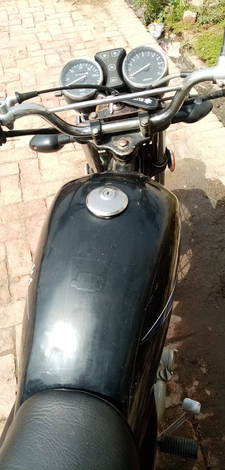 Suzuki GS-150 | Model 2017 | Suzuki in Bikes | Total Geniune 4