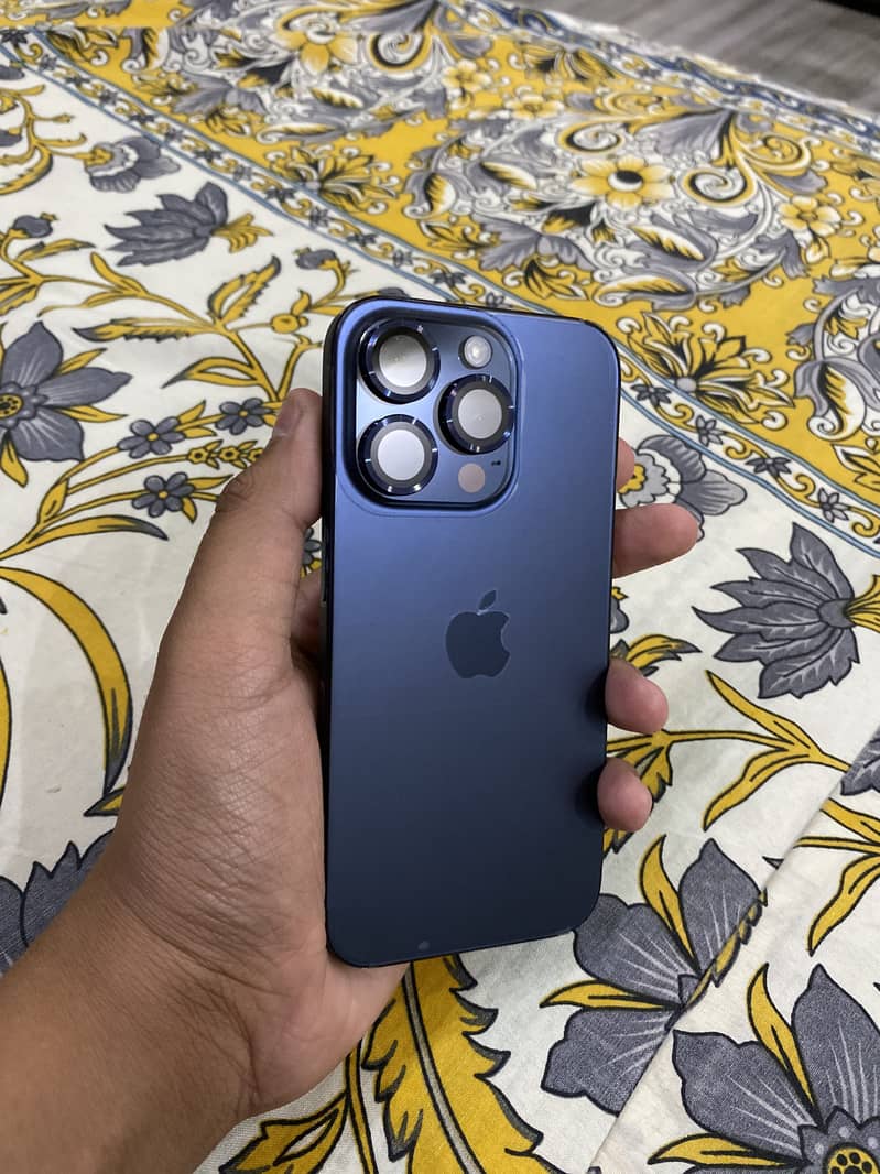 I phone 15 pro (jv) 128 gb blue colour 4
