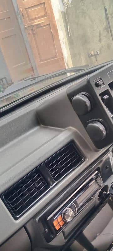 Suzuki Mehran VXR 2017 5