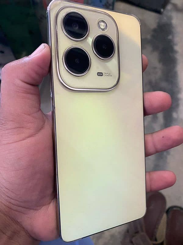 infinix Hot 40i 3