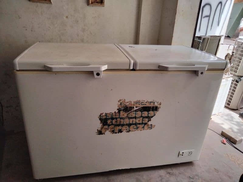 deep freezer double door bhot hee achi condition 0