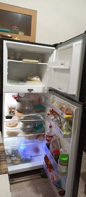 Dawlance  fridge only one year use. 3