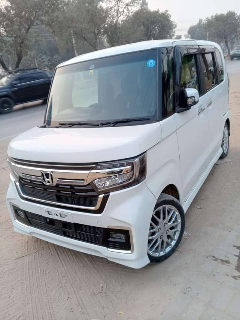 Honda N Box Custom GL Turbo 2025 0
