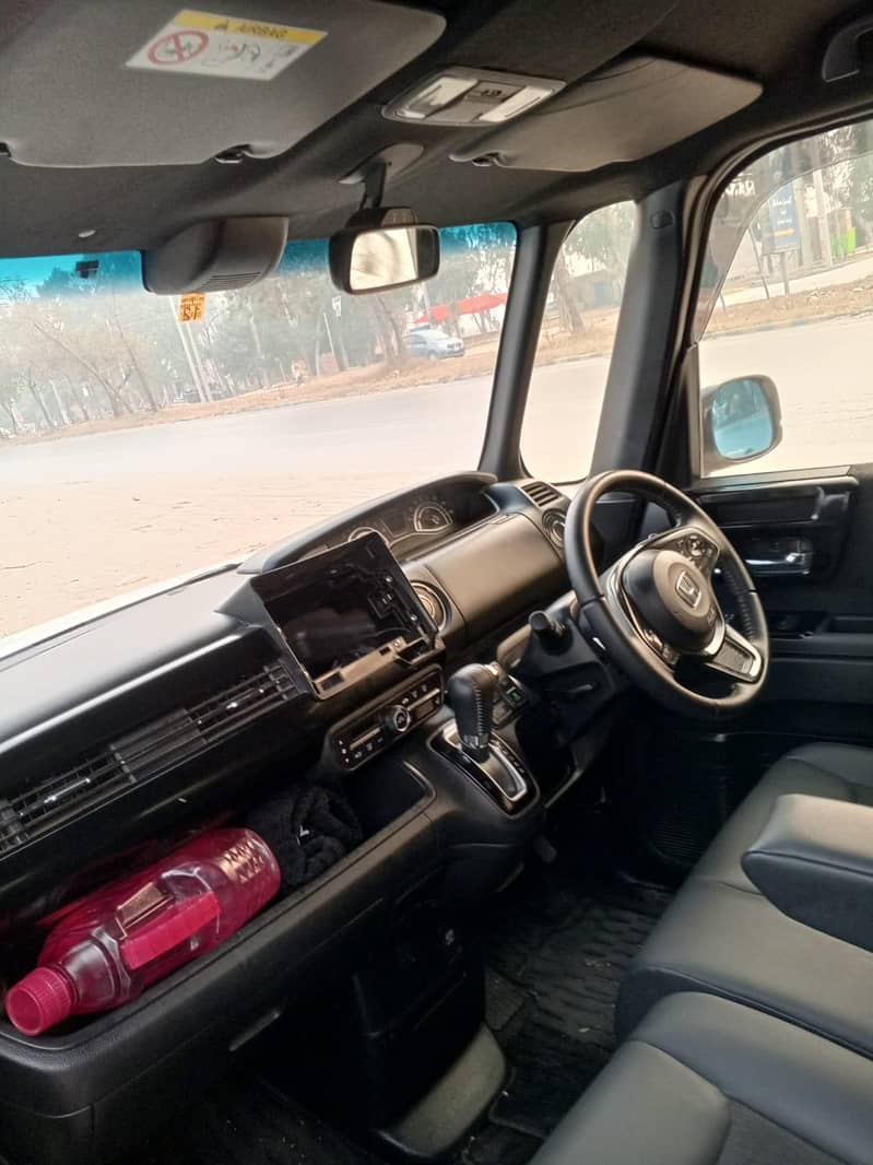 Honda N Box Custom GL Turbo 2025 4