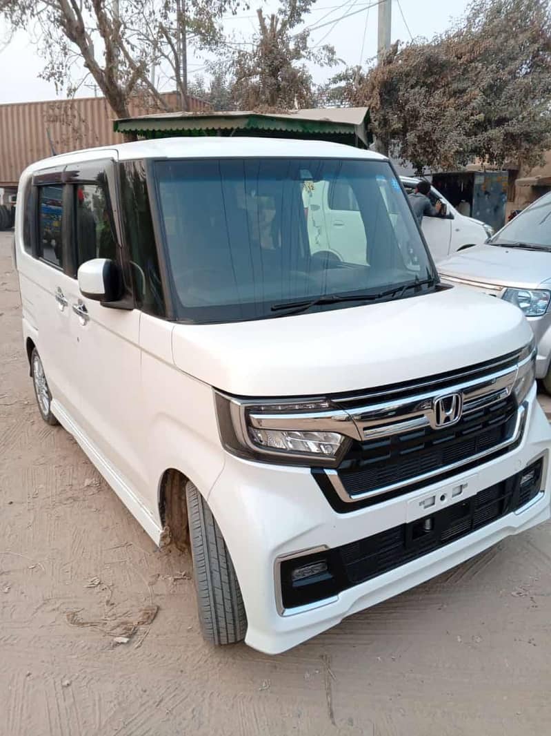 Honda N Box Custom GL Turbo 2025 1