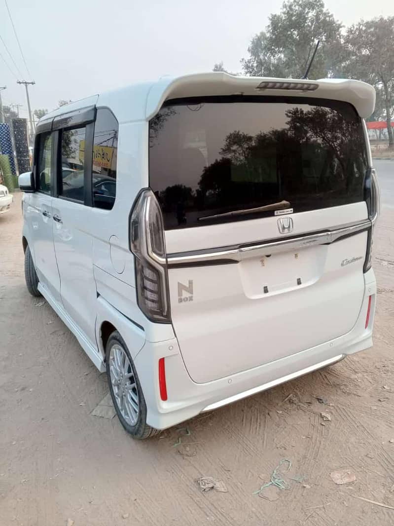 Honda N Box Custom GL Turbo 2025 6