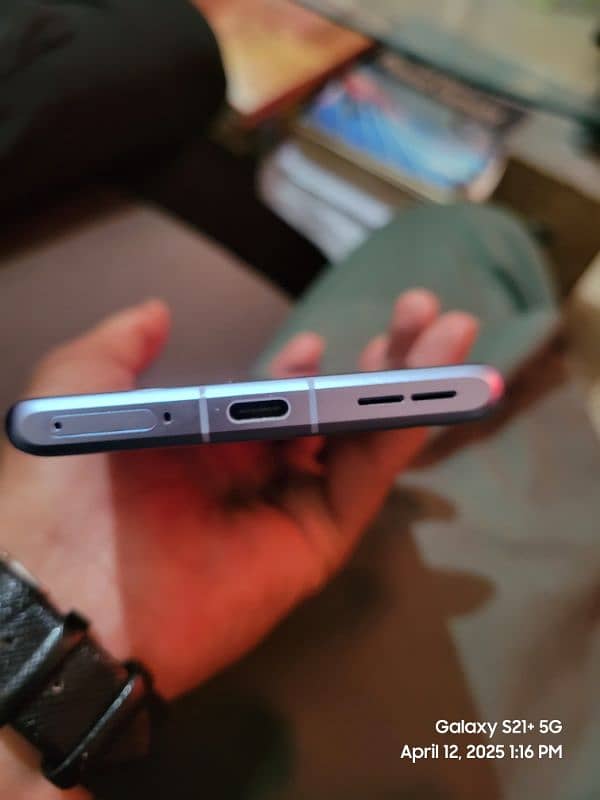 OnePlus 12r 16/512 6