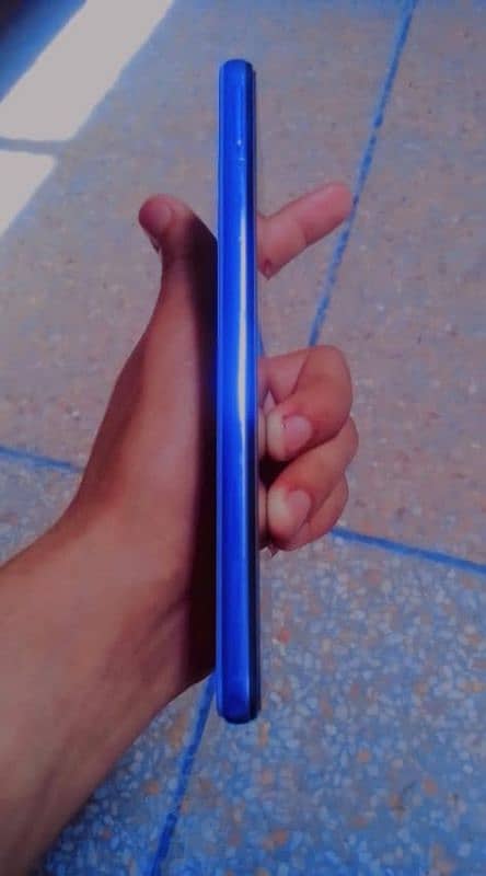 Samsung a32 mobile  10 by 10 condition 4
