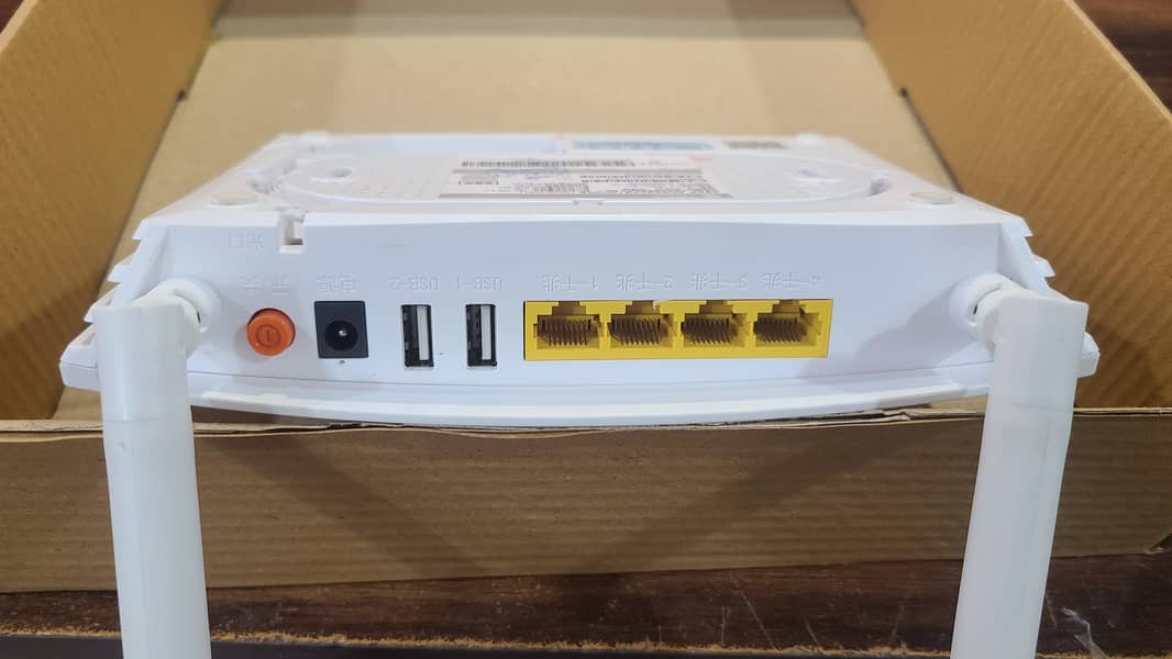 Xpon Fiber Router GM630 ONU Dual Band WIFI 5+4GE+1TEL (Renewed) 11