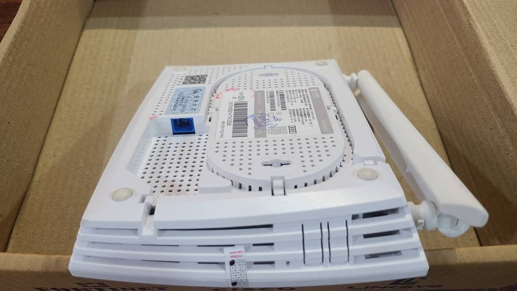 Xpon Fiber Router GM630 ONU Dual Band WIFI 5+4GE+1TEL (Renewed) 17