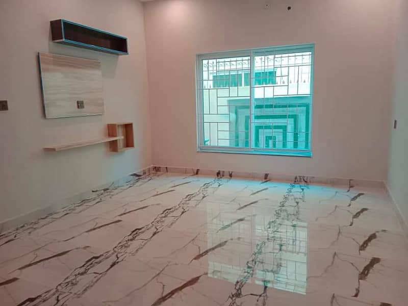 1 Kanal Upper Portion Available For Rent In Nasheman Iqbal Phase 2 12