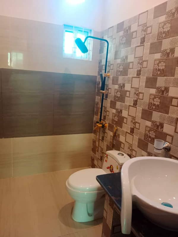 1 Kanal Upper Portion Available For Rent In Nasheman Iqbal Phase 2 17