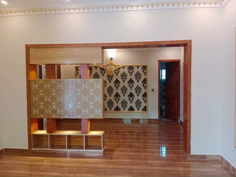 1 Kanal Upper Portion Available For Rent In Nasheman Iqbal Phase 2 18