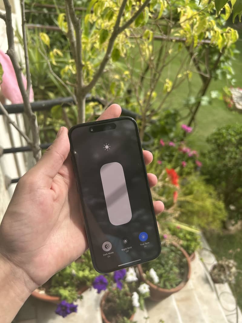 iphone 15 pro (factory-unlock) 3