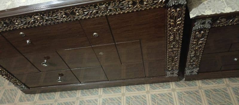 bed set with side tables and dressing 5