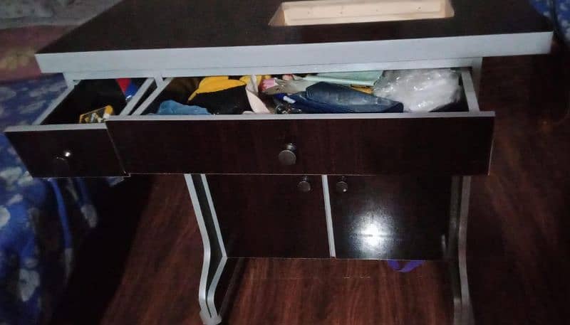 Silae Machine Table 0