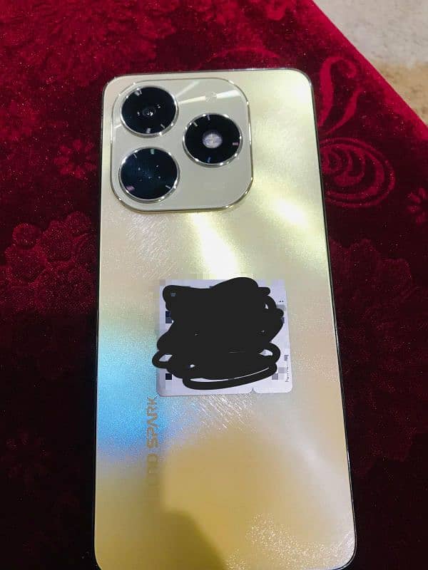 Tecno spark 20 0