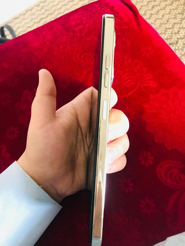 Tecno spark 20 3