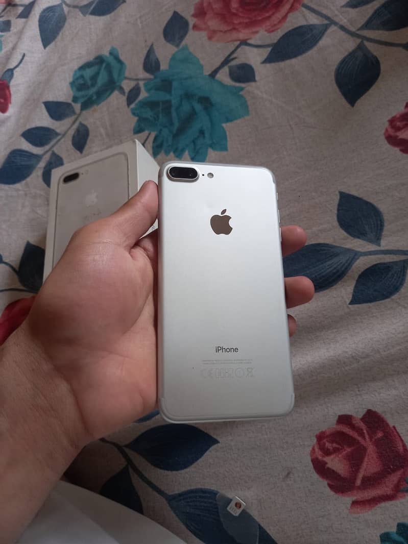 Iphone 7 Plus 128 GB PTA Approved Complete Box 2