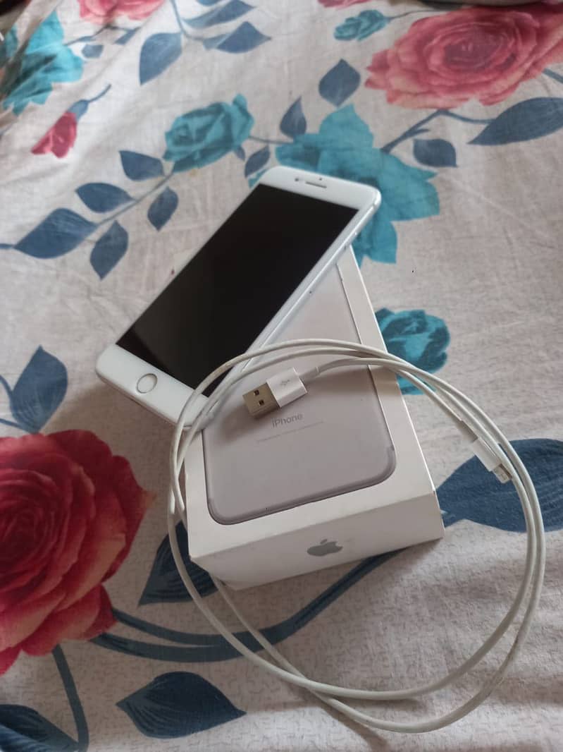 Iphone 7 Plus 128 GB PTA Approved Complete Box 3