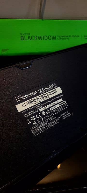 RAZER blackwidow Tournament ed v2 keyboard RGB 4