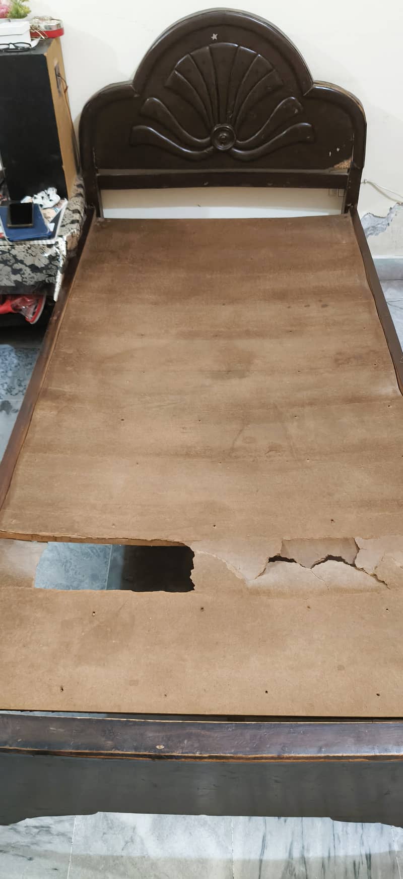 Two Single Bed (without mattress) 3