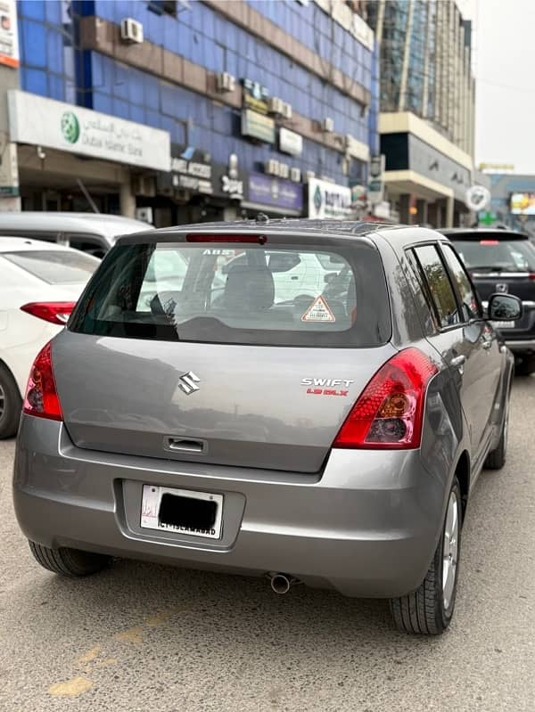 Suzuki Swift 2016 1.3 DLX 2