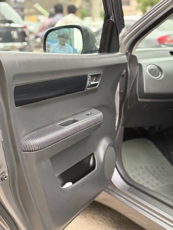 Suzuki Swift 2016 1.3 DLX 12