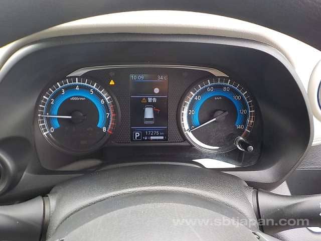 unregistered Mitsubishi Ek Wagon Model 2021 Import 2025 7
