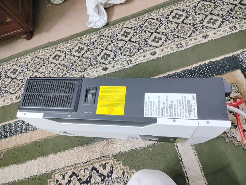 Hybrid Solar Inverter 1